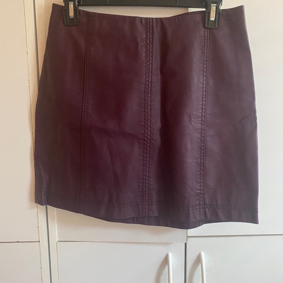 Free People Modern Femme Faux Leather Mini Skirt 6 - Picture 2 of 8